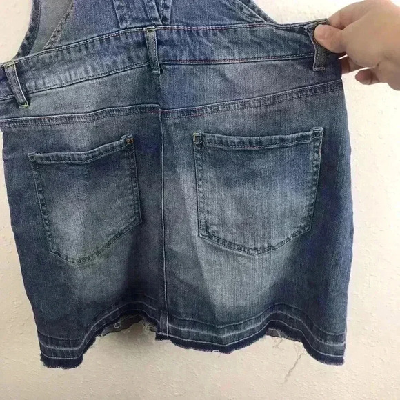 Hot Topic Women's Denim Overall Skirt Size Medium Raw Hemline Distressed - Picture 6 of 9
